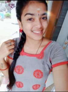 Tamil Maami Ponnu Shows Her Sexy Pussy and Boobs